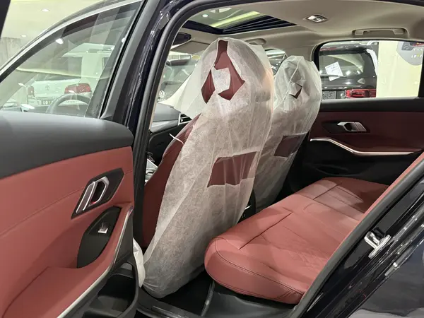 ب ام و، سری 3 سدان