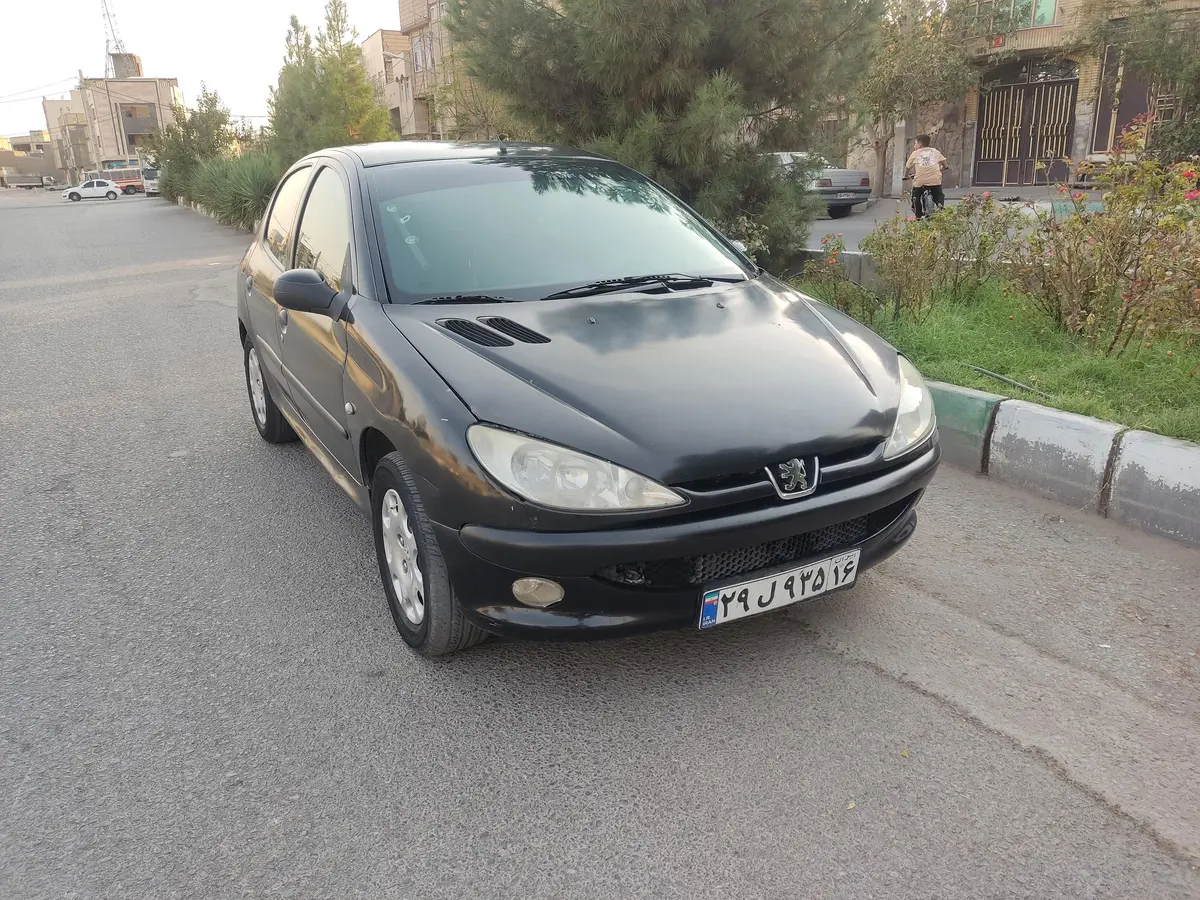 پژو،  206
