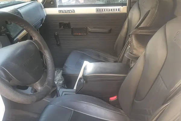 کارا، تک کابین