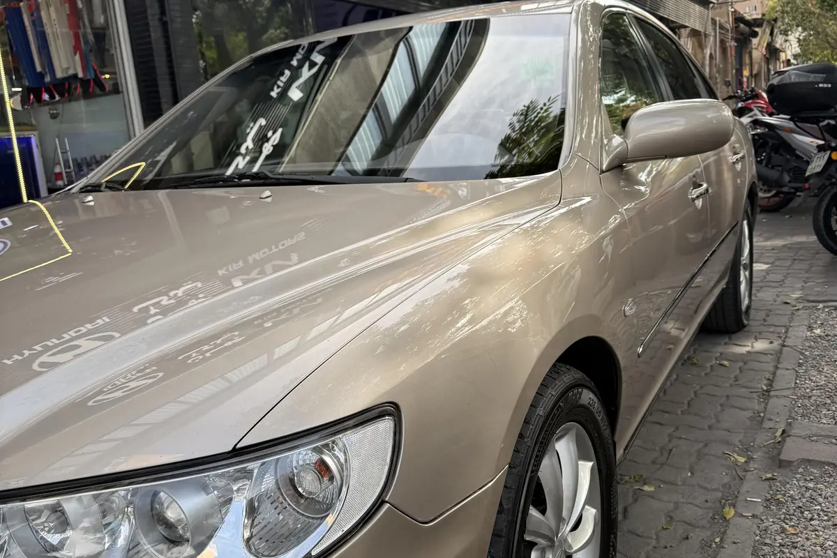 هیوندای،  آزرا (گرنجور)