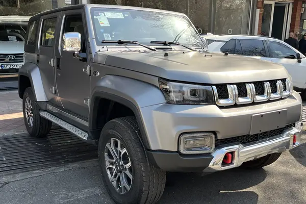بایک، BJ40L