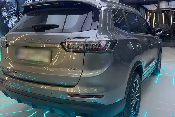 فونیکس، تیگو 8 پرو مکس (F8 PRO MAX)