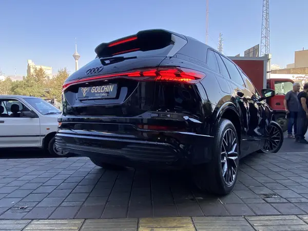 آئودی، Q5 e-tron