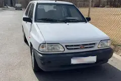 پراید، صندوق دار