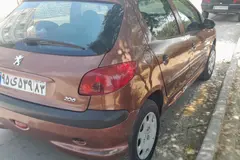 پژو، 206