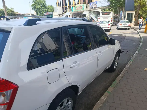 ام وی ام، X33