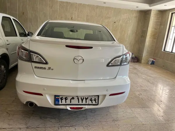 مزدا  3 نیو صندوق دار