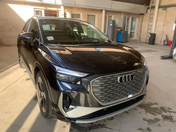 آئودی  Q4 e-tron