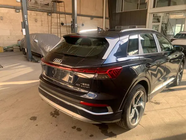 آئودی  Q4 e-tron