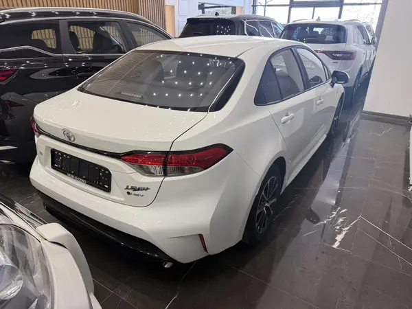 تویوتا، لوین هیبرید