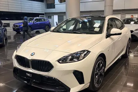 ب ام و سری 2 گرن کوپه