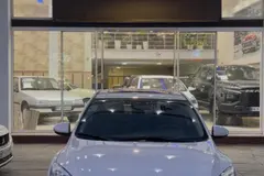 مزدا، 3 نیو صندوق دار