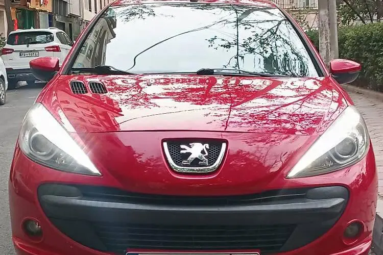 پژو،  207