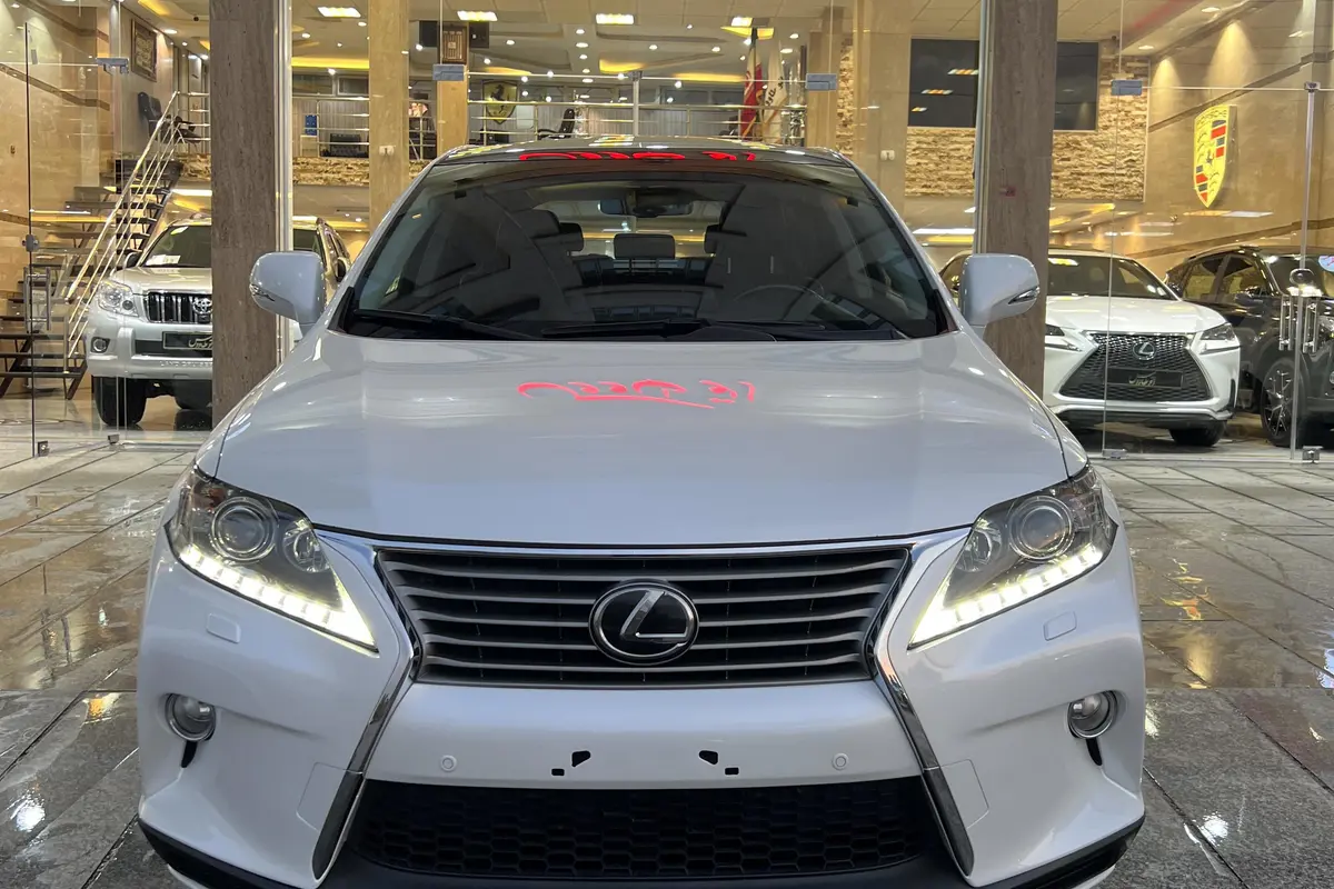 لکسوس،  RX