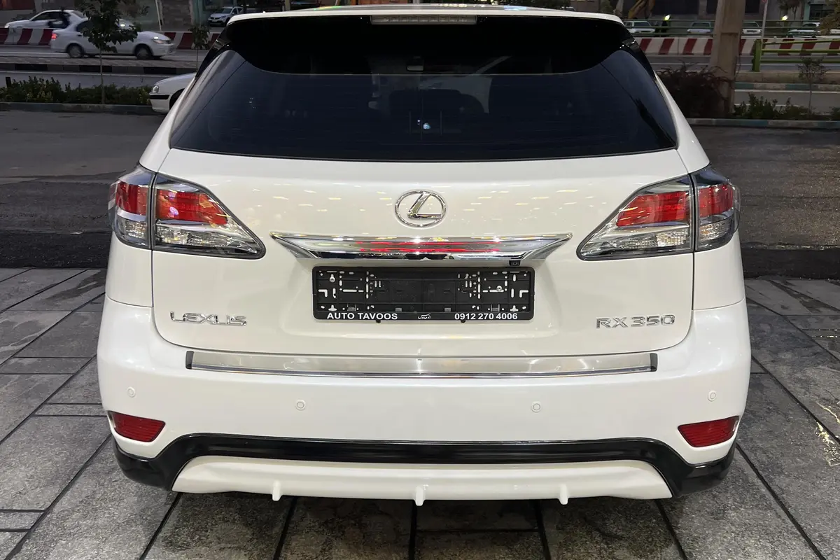 لکسوس،  RX
