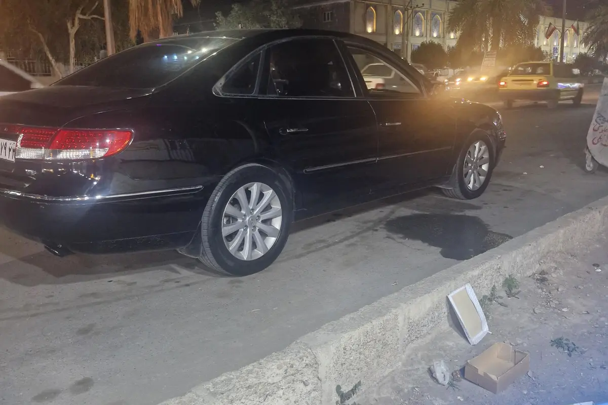 هیوندای،  آزرا (گرنجور)