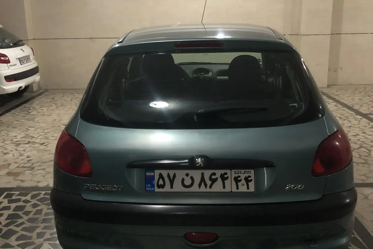پژو،  206