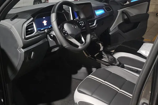 فولکس، تی راک