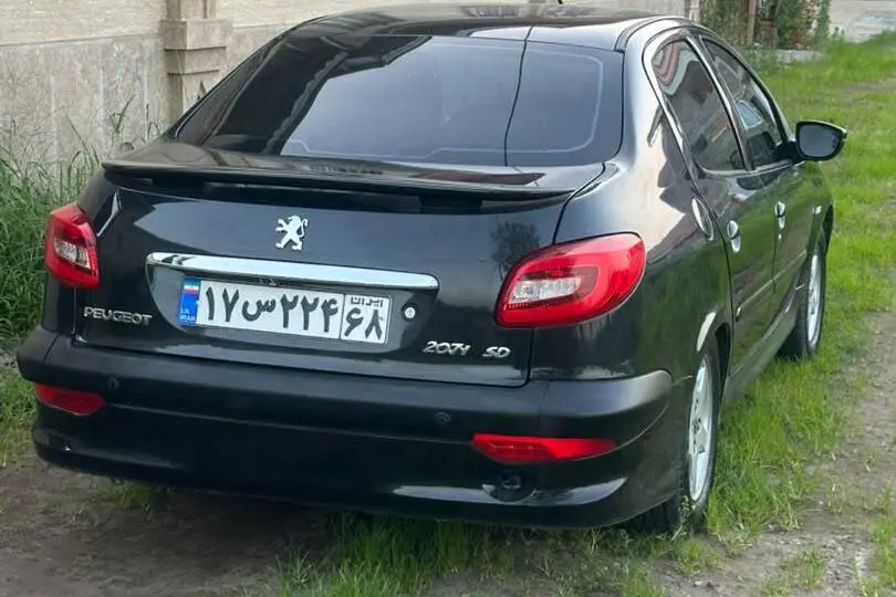 پژو  207 صندوقدار