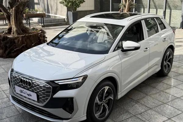 آئودی، Q4 e-tron