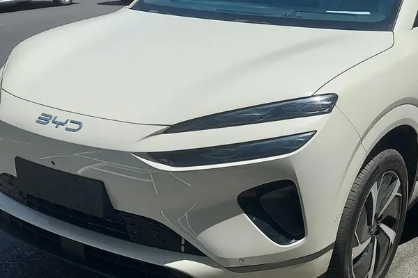 بی وای دی  سی لاین 06 DMi