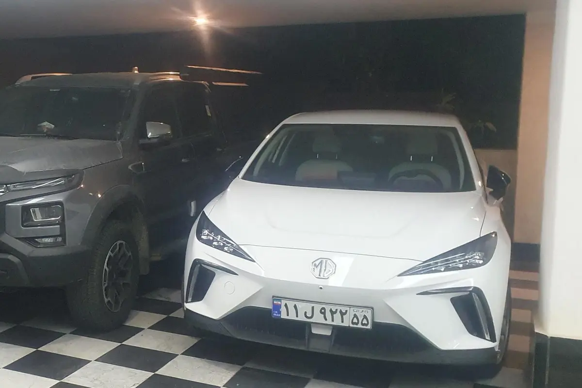 ام جی،  4ev