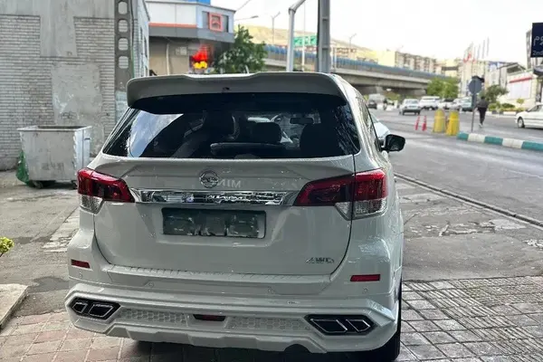 نیسان  ترا