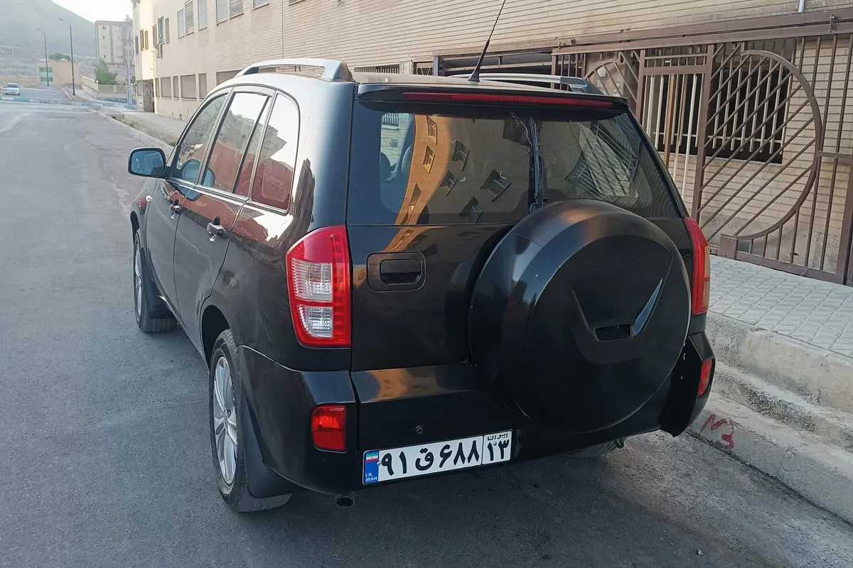 ام وی ام،  X33