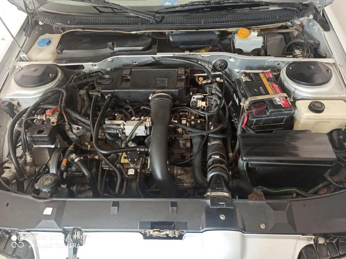 پژو،  405
