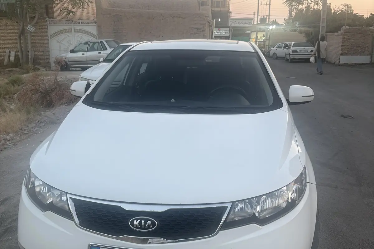 کیا،  سراتو (مونتاژ)