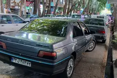 پژو، 405