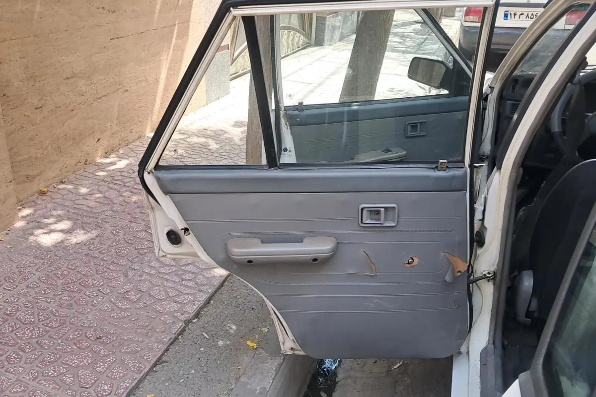 پراید،  صندوق دار