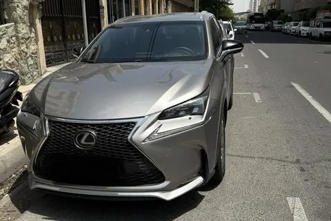 لکسوس، NX