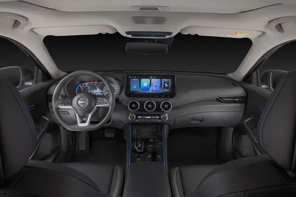 نیسان، سیلفی