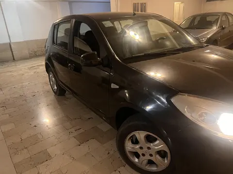 رنو، ساندرو