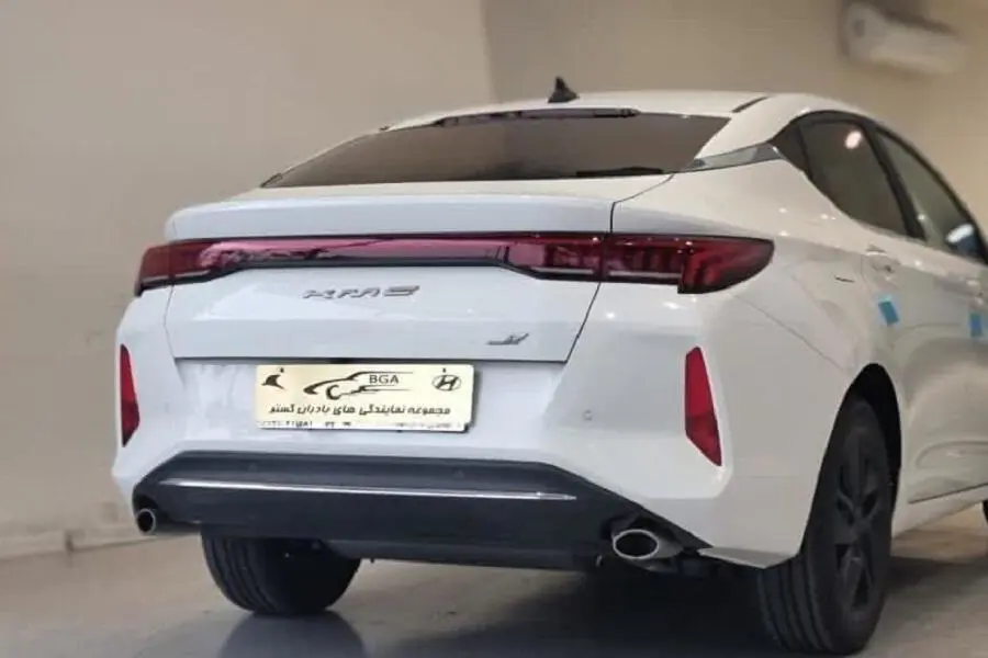 کی ام سی،  J7