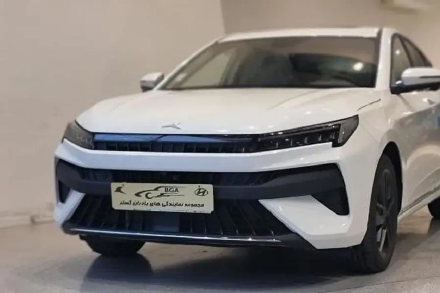 کی ام سی،  J7