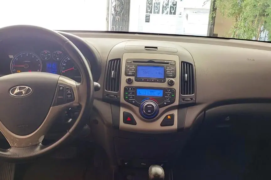 هیوندای  i30