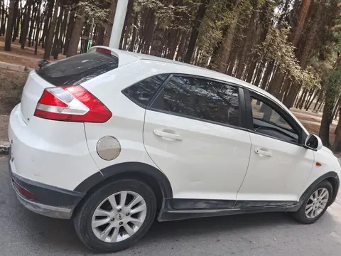 ام وی ام، 315هاچ بک