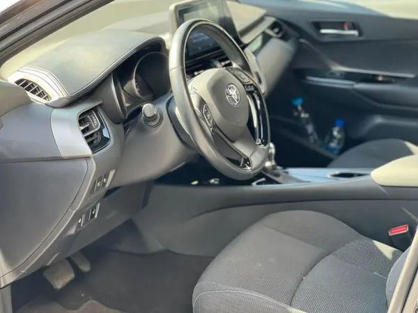 تویوتا، C-HR هیبرید