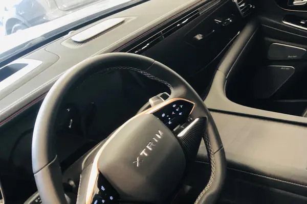 اکستریم، VX (QX)