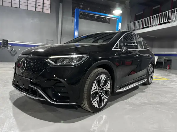 بنز  EQE SUV