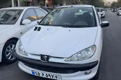 پژو، 206