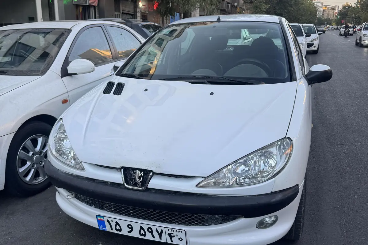 پژو،  206