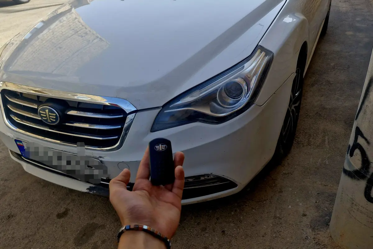 بسترن،  B50F