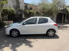 پژو، 207