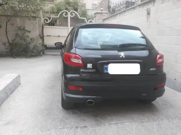 پژو، 207