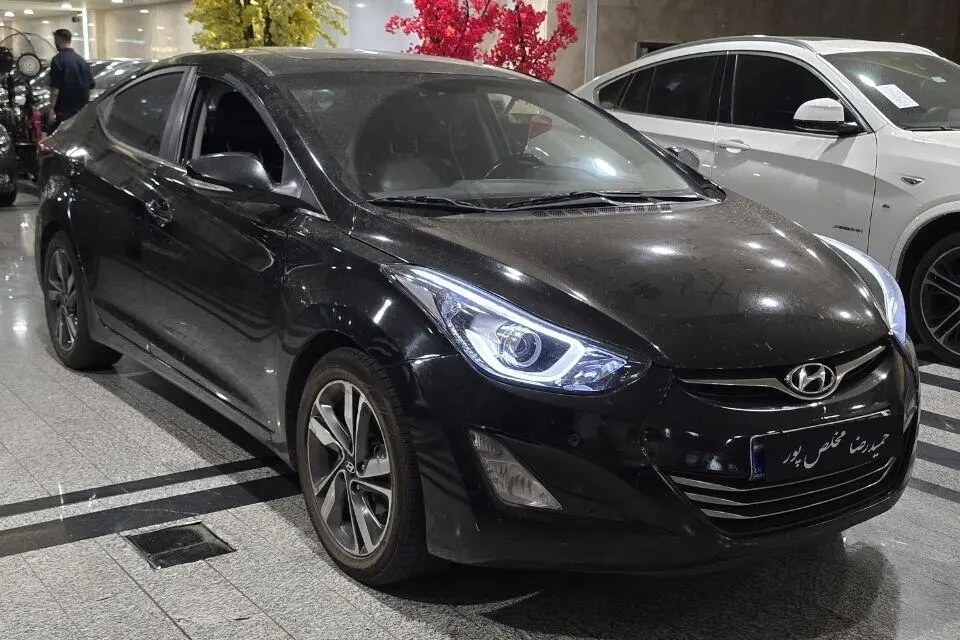 هیوندای  النترا