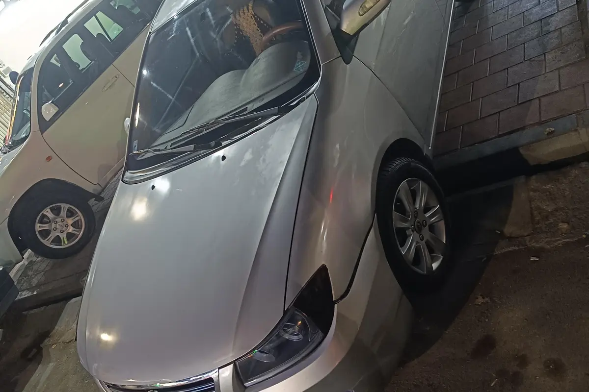 لیفان،  620