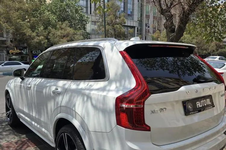 ولوو  XC90